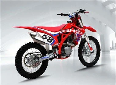 Off Road lov motocikl